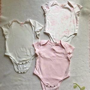‘Little Me’ 3-Onesie Set💕